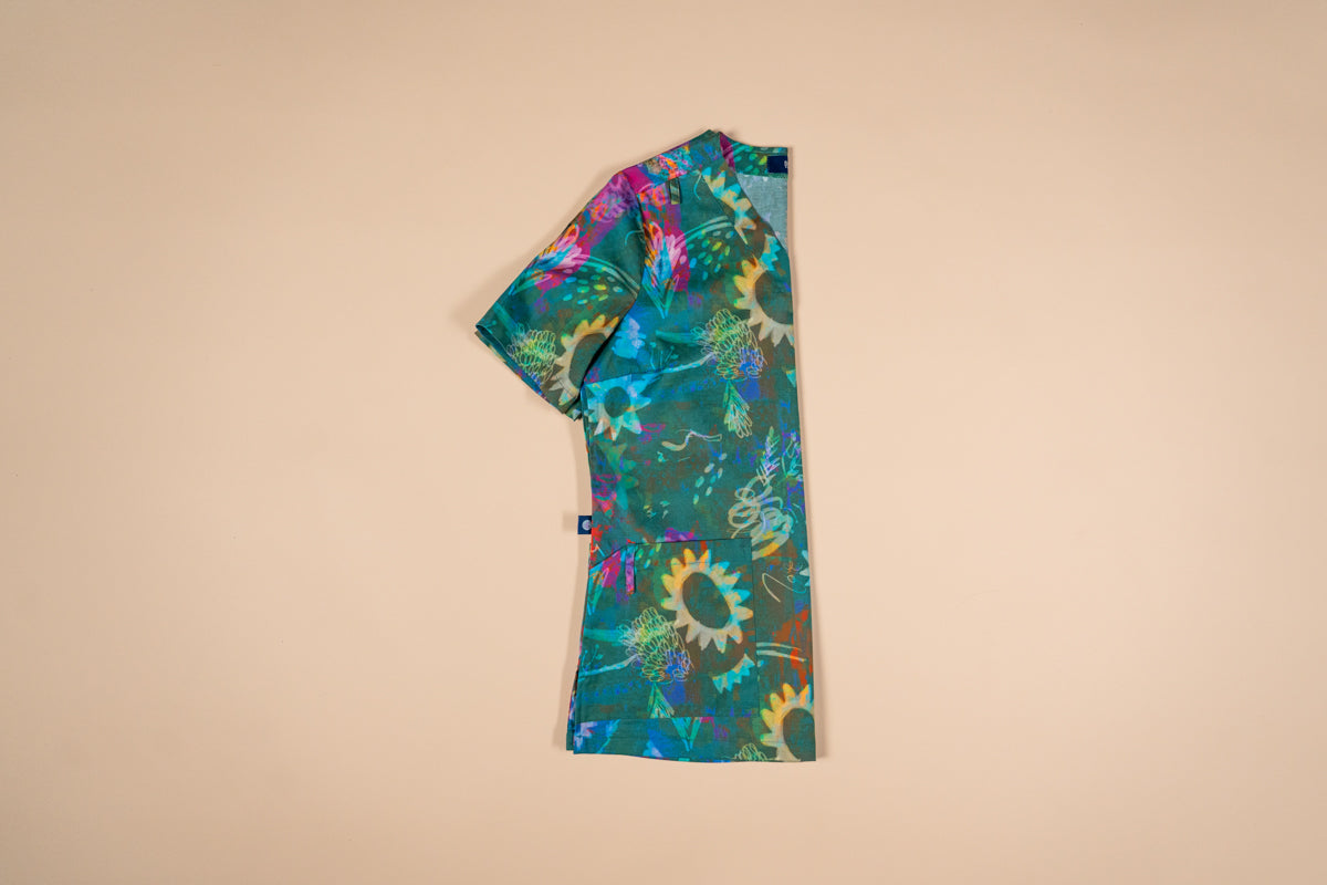 Daintree - Unisex Printed Scrub Top
