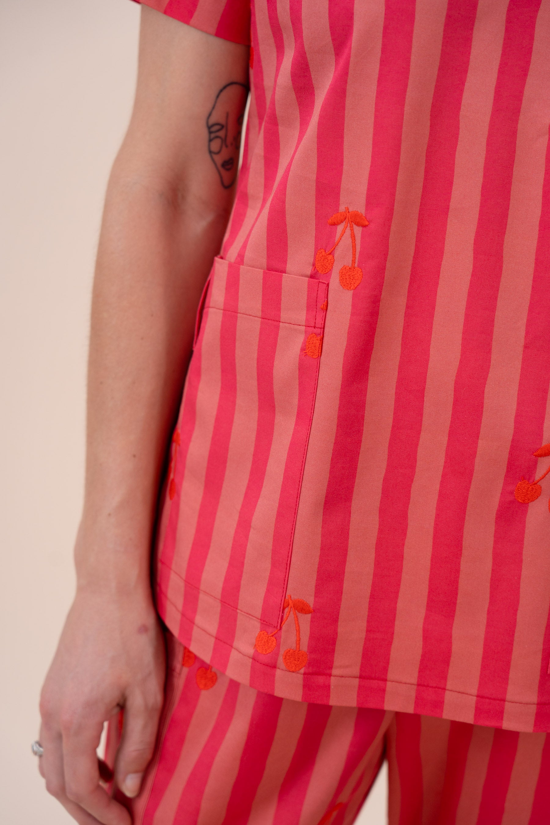 Cherry Stripe - Women's Printed Scrub Top