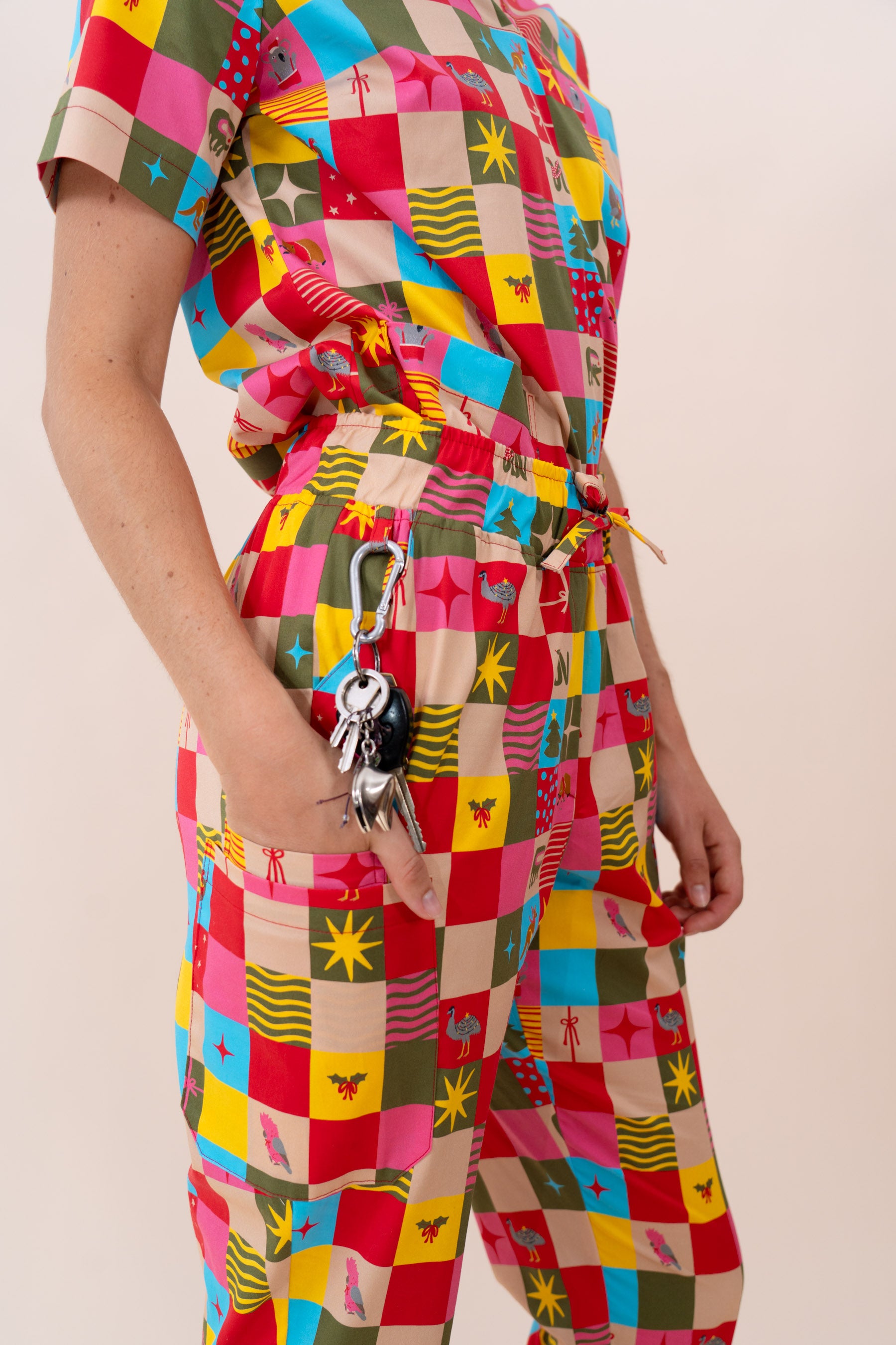 Christmas Checkers - Women's Printed Scrub Pants