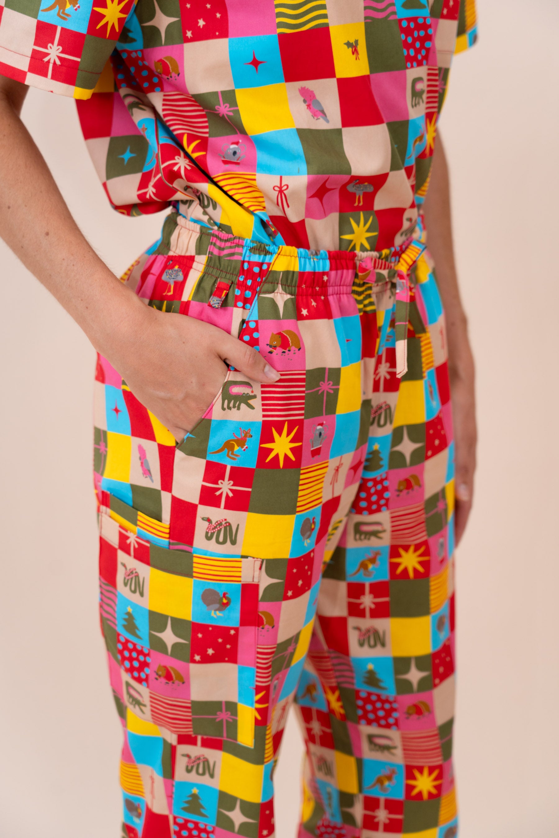 Christmas Checkers - Unisex Printed Scrub Pants