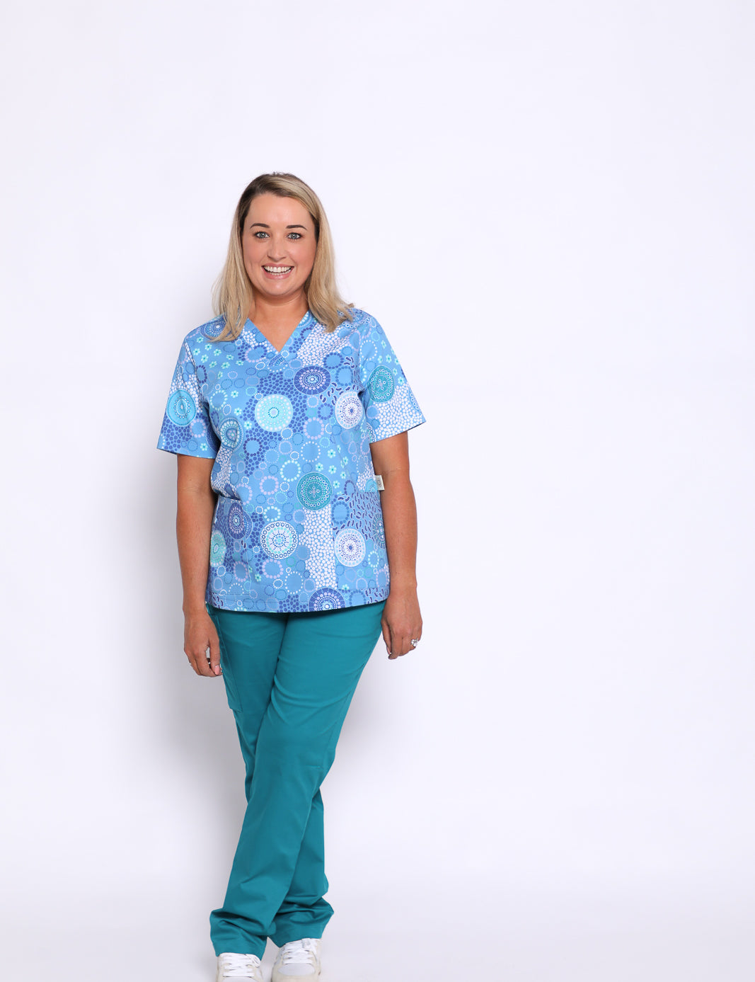 DAISY-IN-DOTS_SCRUB-TOPS_SCRUB-TURKEY-AUSTRALIA_LR-3.jpg